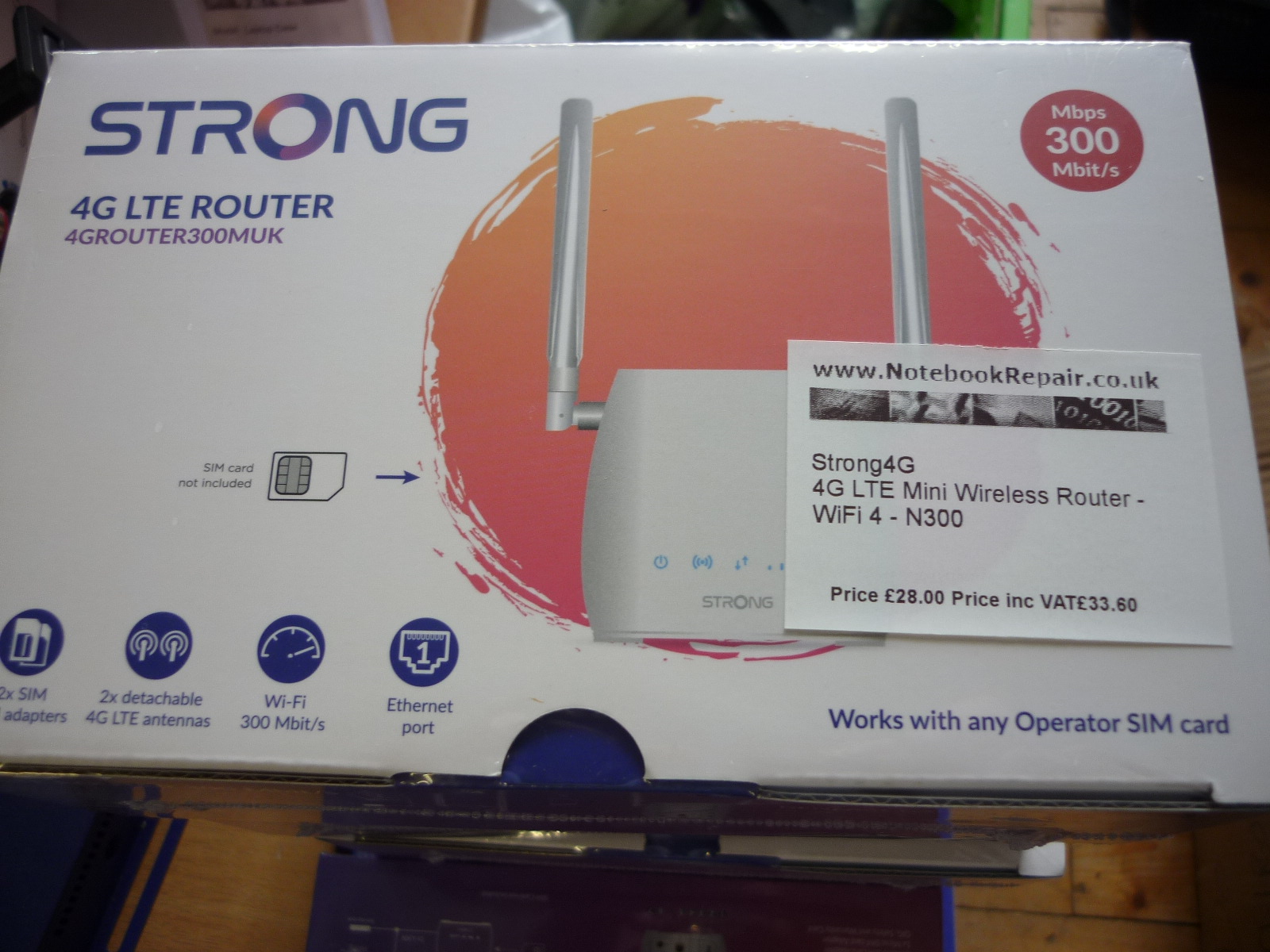 Strong 4G sim powered router