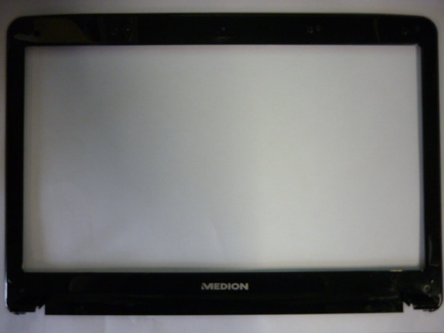 Medion Akoya E6221 LCD Screen Front Bezel 13N0-XXA1B01